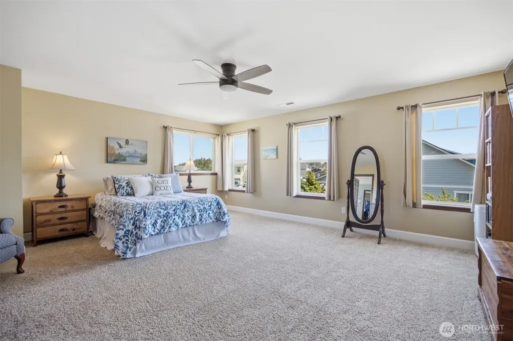 4897 Dory Court Blaine WA 98230