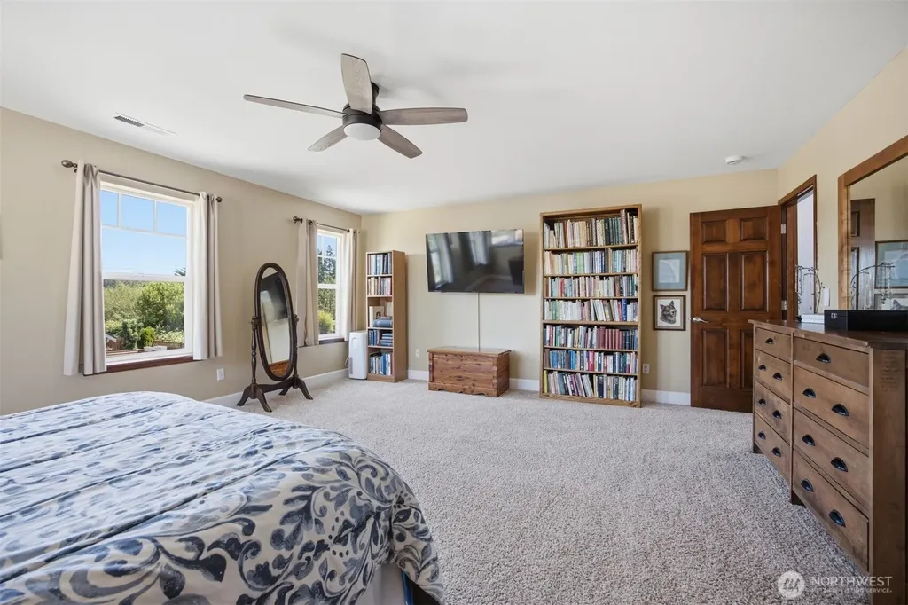 4897 Dory Court Blaine WA 98230