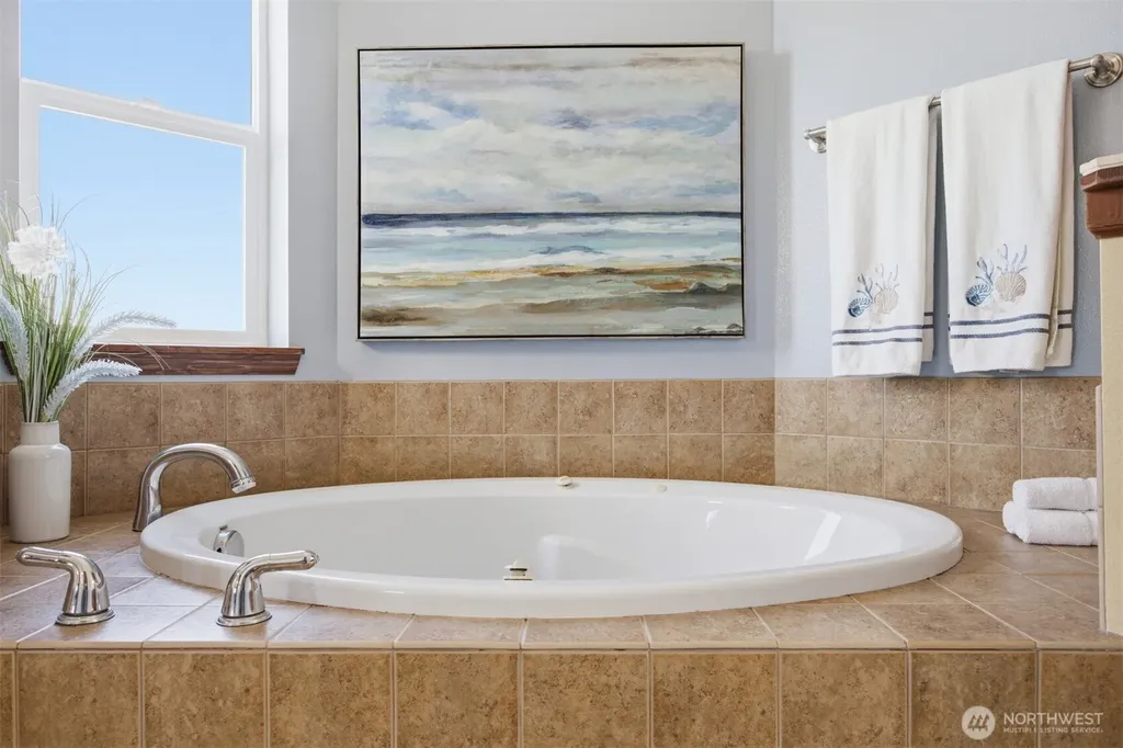 4897 Dory Court Blaine WA 98230