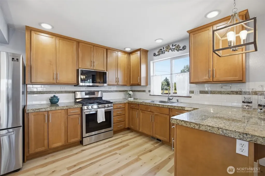 4897 Dory Court Blaine WA 98230