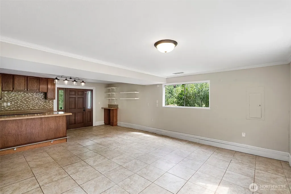 14005 51st Avenue E Tacoma WA 98446