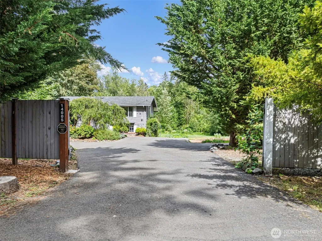 14005 51st Avenue E Tacoma WA 98446