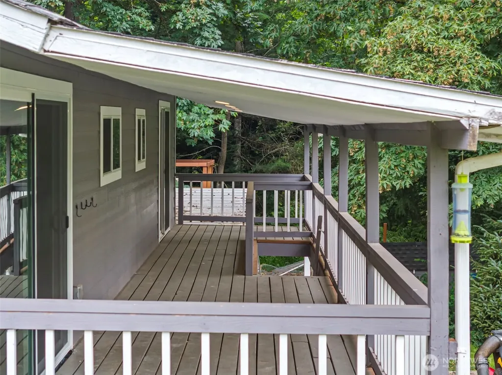 14005 51st Avenue E Tacoma WA 98446