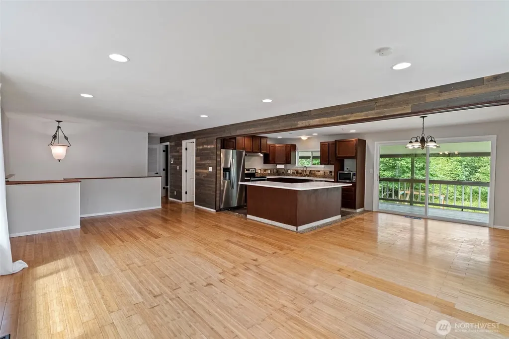 14005 51st Avenue E Tacoma WA 98446