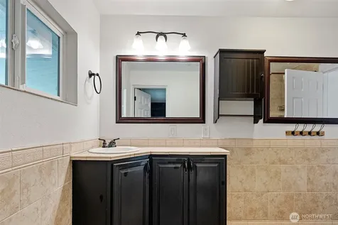 14005 51st Avenue E Tacoma WA 98446