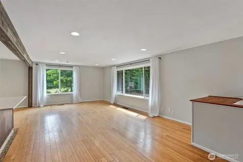 14005 51st Avenue E Tacoma WA 98446