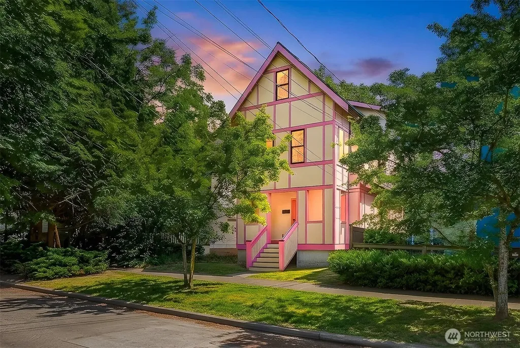 1749 NW 63rd Street Seattle WA 98107
