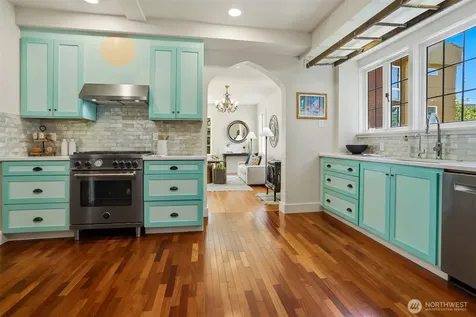 1749 NW 63rd Street Seattle WA 98107