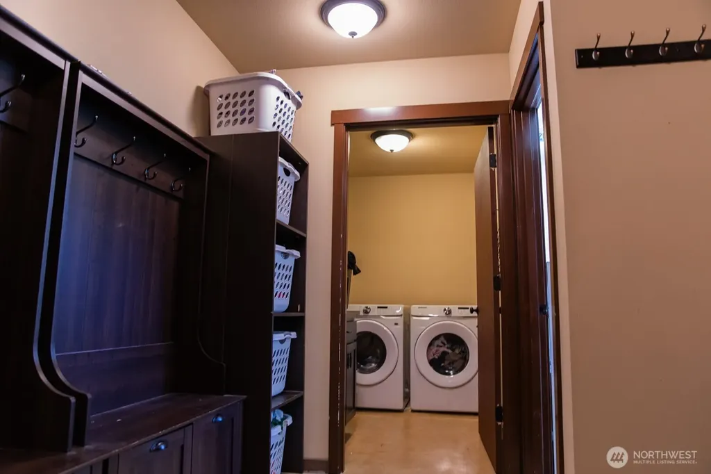 4041 61st Court SW Olympia WA 98512