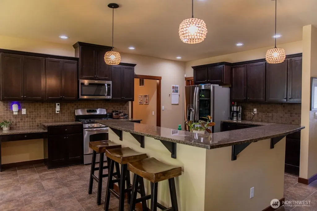 4041 61st Court SW Olympia WA 98512