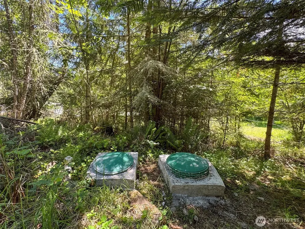 663 Glass Road Port Angeles WA 98362