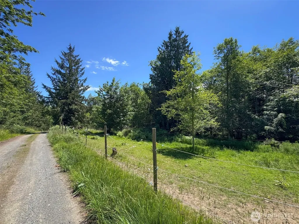 663 Glass Road Port Angeles WA 98362