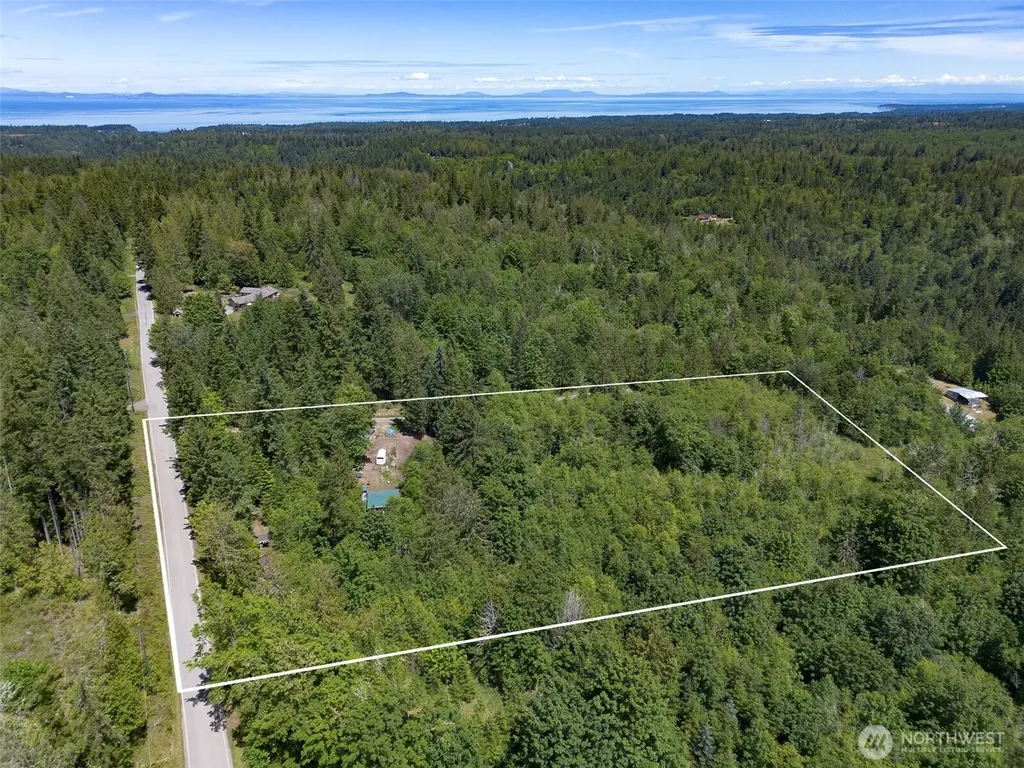 663 Glass Road Port Angeles WA 98362