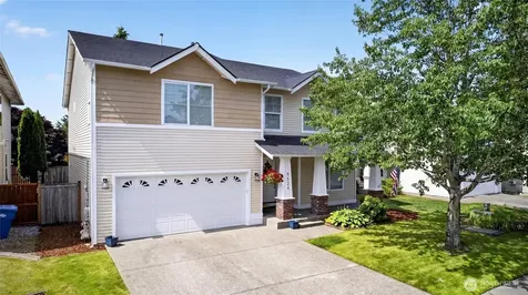 9524 Country Hollow Drive E Puyallup WA 98375