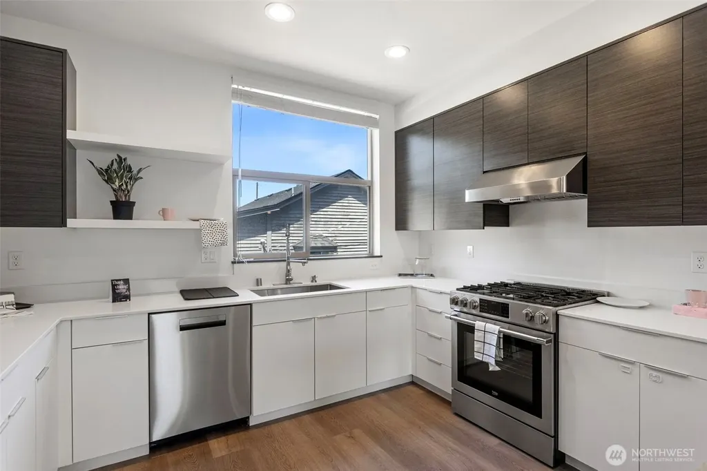 604 NW 77th Street Seattle WA 98117