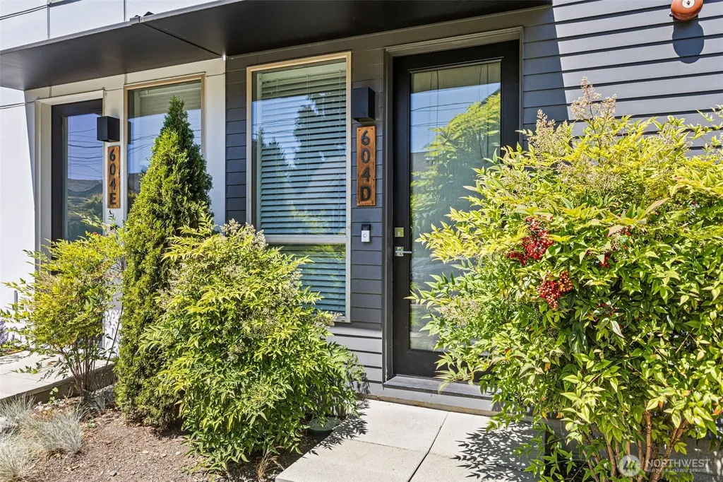 604 NW 77th Street Seattle WA 98117