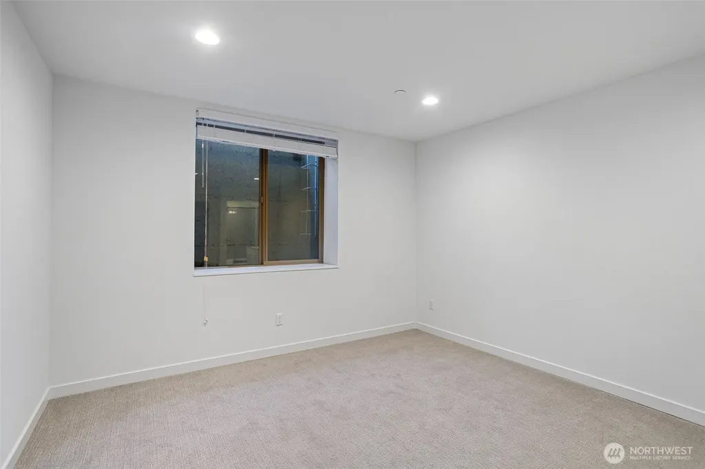 604 NW 77th Street Seattle WA 98117