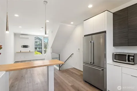 604 NW 77th Street Seattle WA 98117