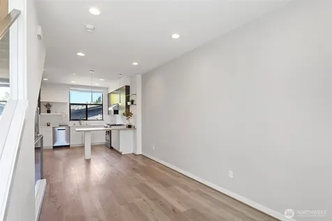 604 NW 77th Street Seattle WA 98117