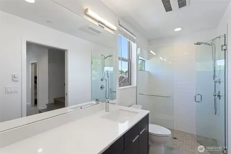604 NW 77th Street Seattle WA 98117