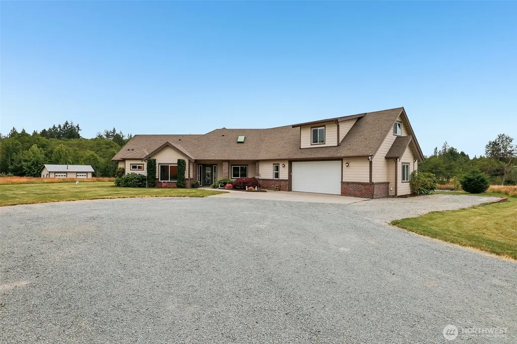 3316 280th Street NW Stanwood WA 98292