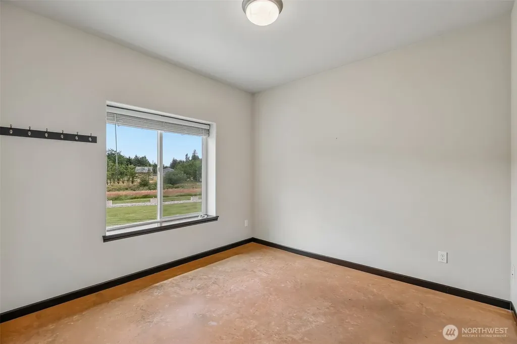 3316 280th Street NW Stanwood WA 98292