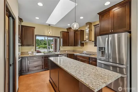 3316 280th Street NW Stanwood WA 98292