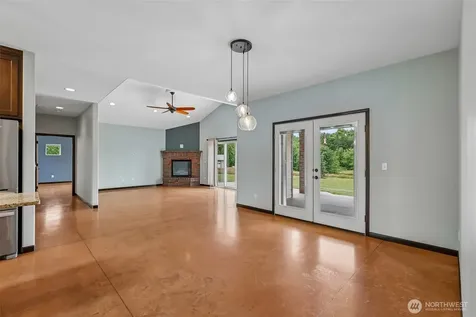 3316 280th Street NW Stanwood WA 98292