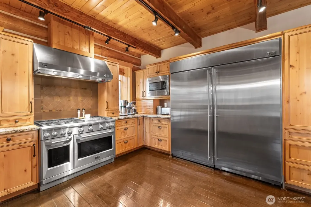6 Summit Way Snoqualmie Pass WA 98068