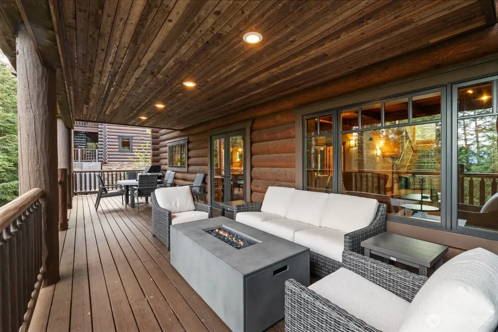 6 Summit Way Snoqualmie Pass WA 98068