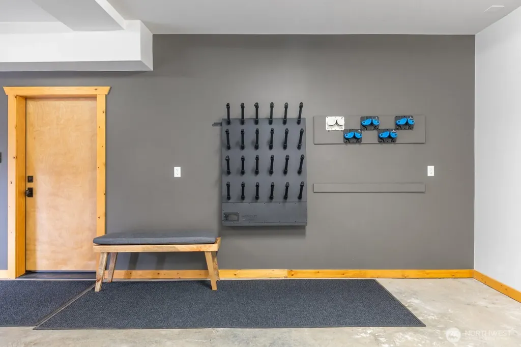 6 Summit Way Snoqualmie Pass WA 98068