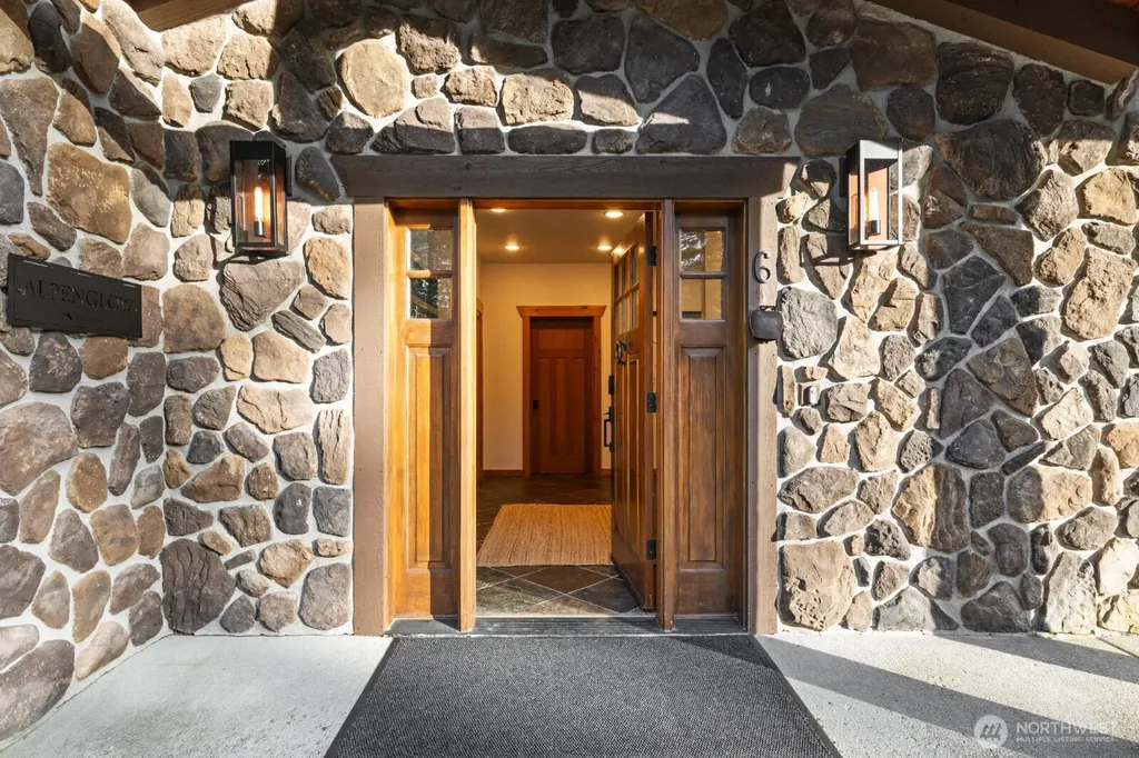 6 Summit Way Snoqualmie Pass WA 98068