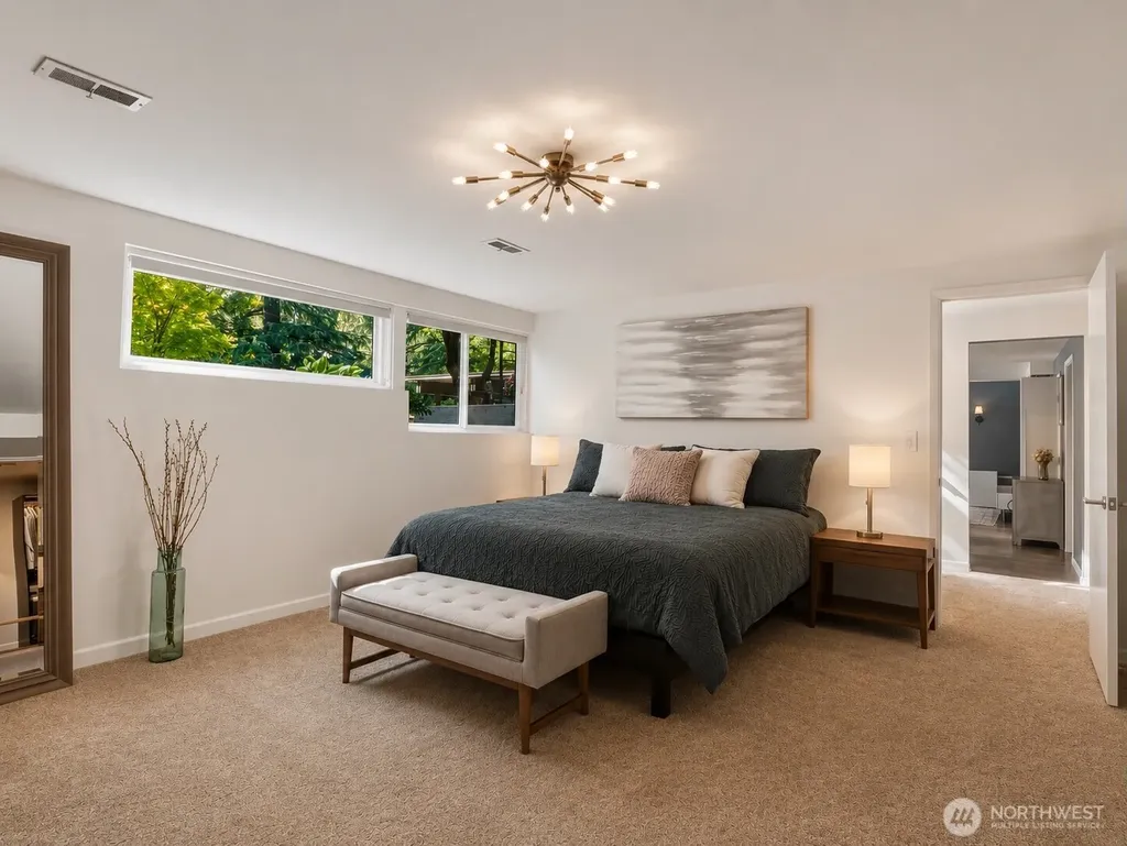 17128 2nd Avenue SW Normandy Park WA 98166