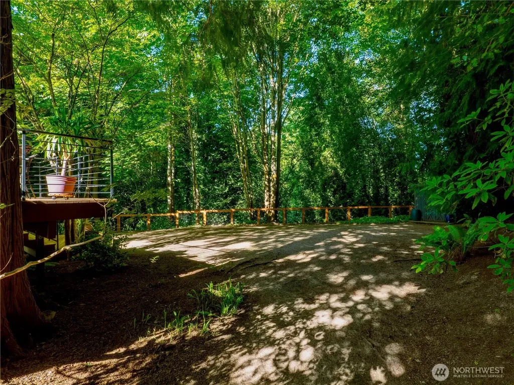 17128 2nd Avenue SW Normandy Park WA 98166