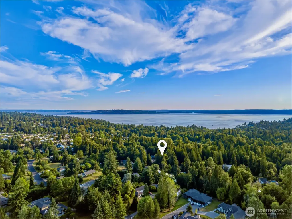 17128 2nd Avenue SW Normandy Park WA 98166