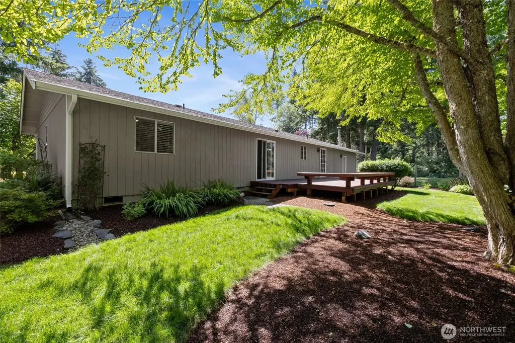 4813 338th Street E Eatonville WA 98328