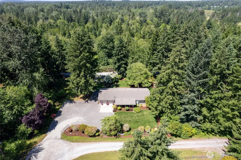 4813 338th Street E Eatonville WA 98328