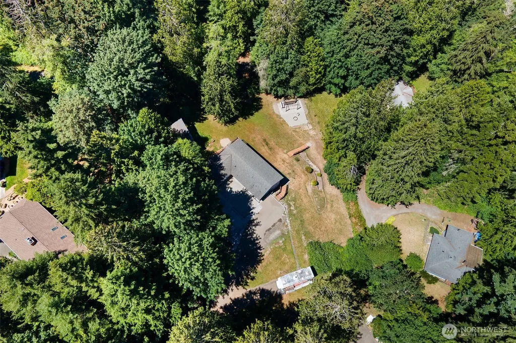 5769 Blakely Avenue NE Bainbridge Island WA 98110