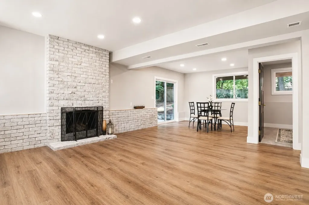 510 223rd St Street SW Bothell WA 98021