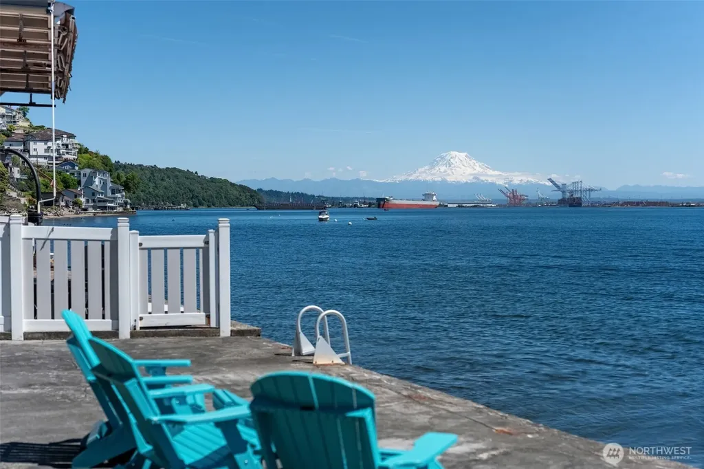 508 Klapache Avenue NE Tacoma WA 98422