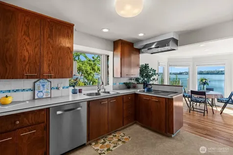 508 Klapache Avenue NE Tacoma WA 98422
