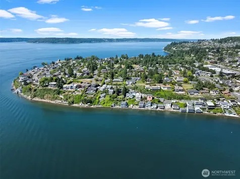 508 Klapache Avenue NE Tacoma WA 98422