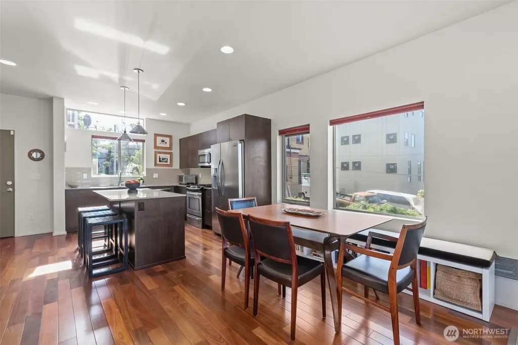 161 23rd Avenue Seattle WA 98122