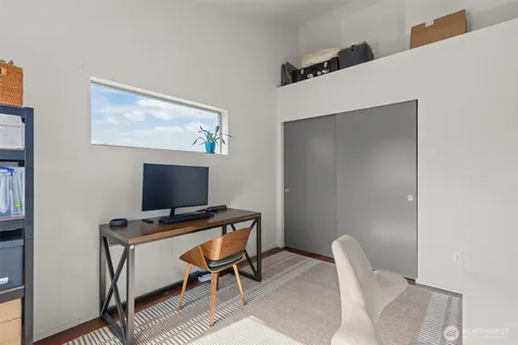 161 23rd Avenue Seattle WA 98122
