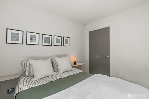 161 23rd Avenue Seattle WA 98122