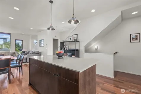 161 23rd Avenue Seattle WA 98122