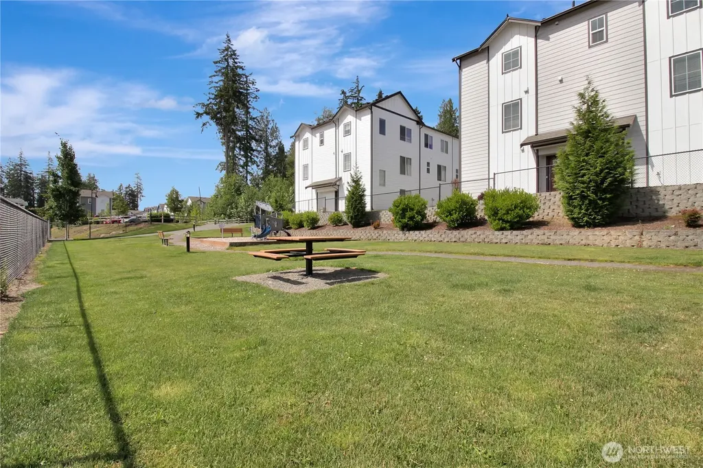 2014 101st Avenue SE Lake Stevens WA 98258