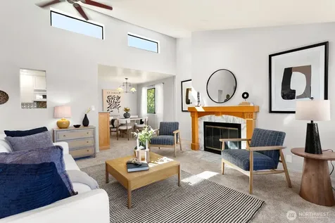 6652 Parkpoint Way NE Seattle WA 98115