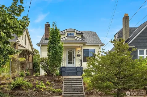 5215 Latona Avenue NE Seattle WA 98105