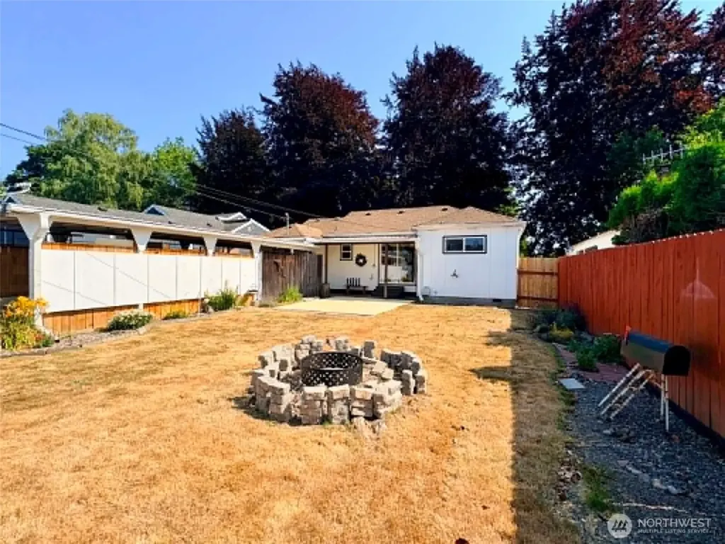 2832 Louisiana Street Longview WA 98632